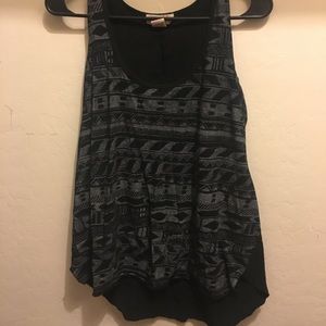 Patterned Tank
